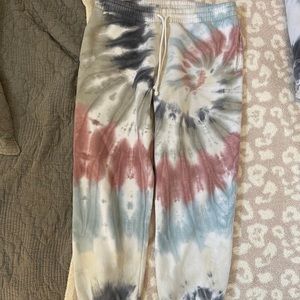ARITZIA TNA BOYFRIEND SWEATPANTS